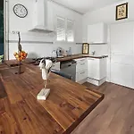 Maison Avec Jardin, A 1km Des Plages Apartment Royan