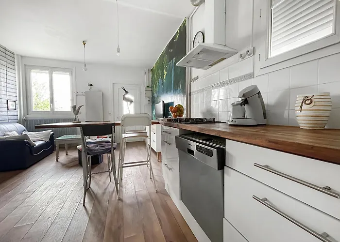 Maison Avec Jardin, A 1km Des Plages