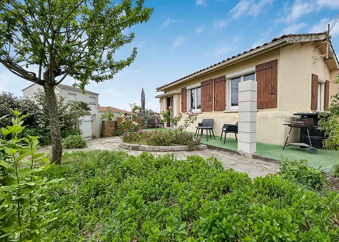 Maison Avec Jardin, A 1km Des Plages